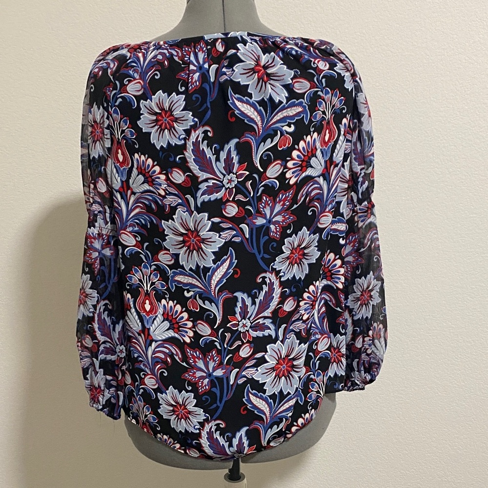 INC International Concepts Blouse Medium Red Blue - Picture 2 of 4